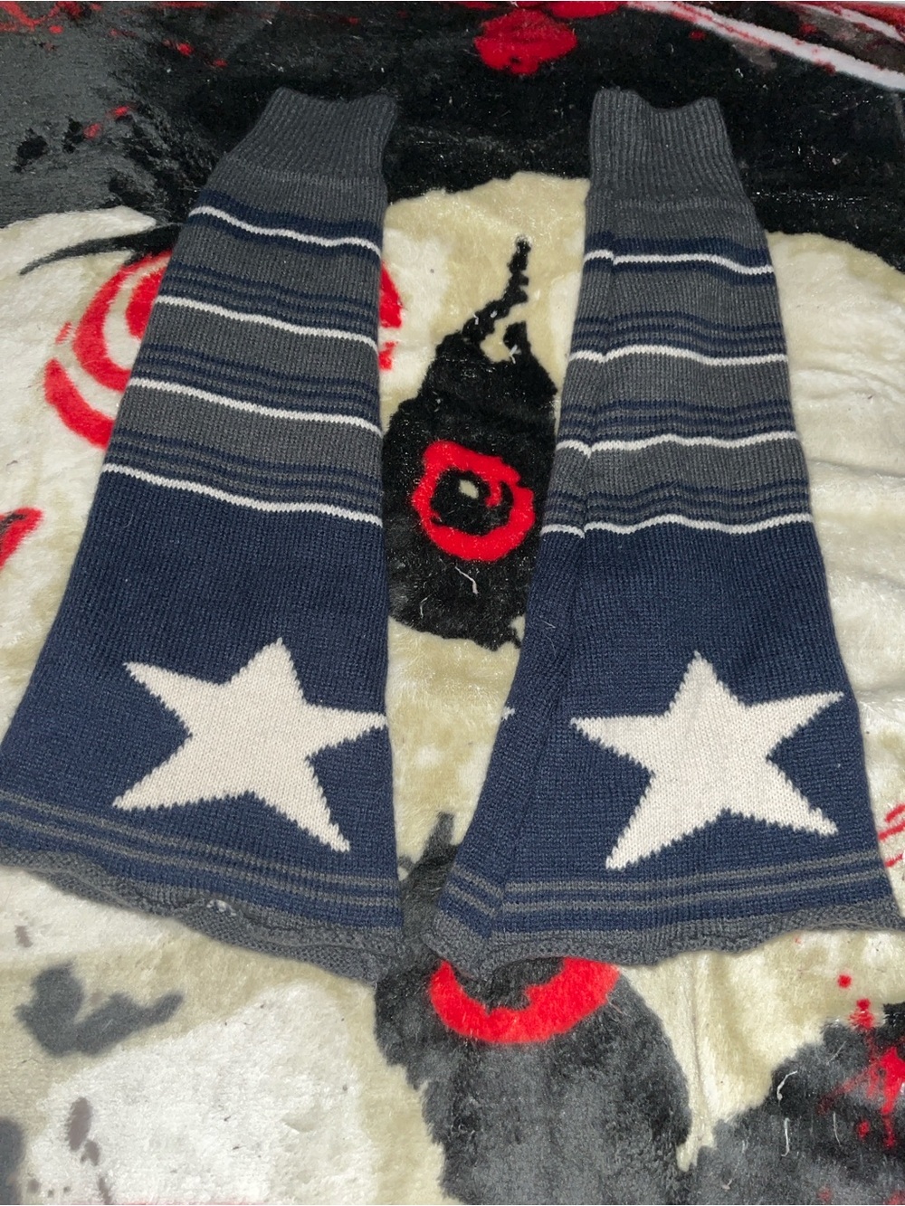 Hot Topic white & blue striped leg warmers with white stars